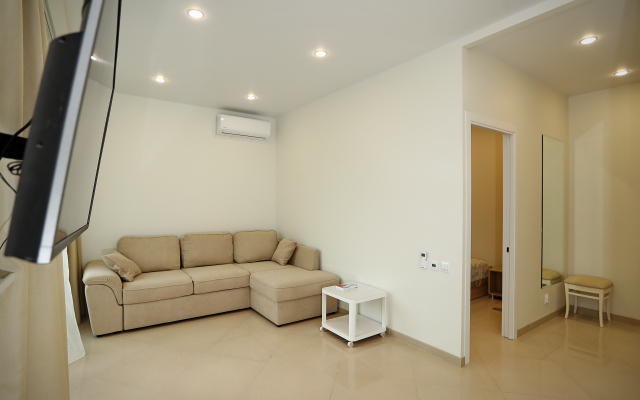 Gp  2/62-9 Apartments