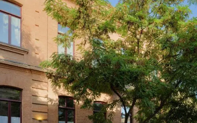 Hotel Bellhop Tbilisi