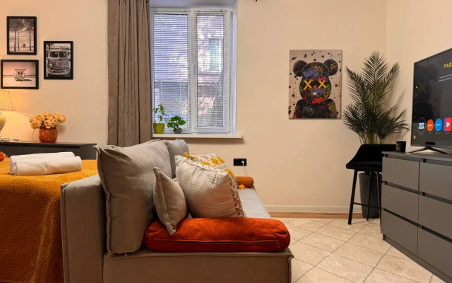 Na Sovnarkomovskaya 6A Flat