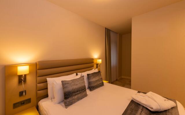 Ramada by Wyndham Istanbul Pera Hotel