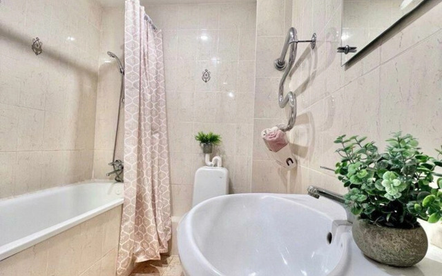 Квартира на Абсалямова 13