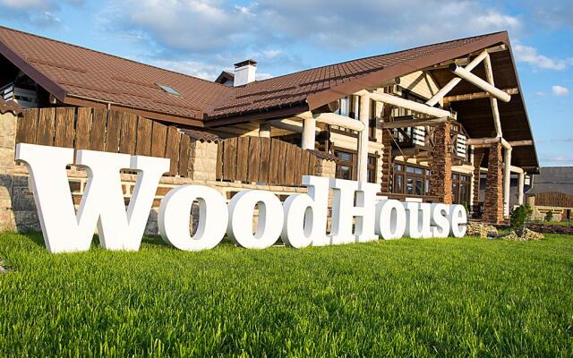 Отель WoodHouse