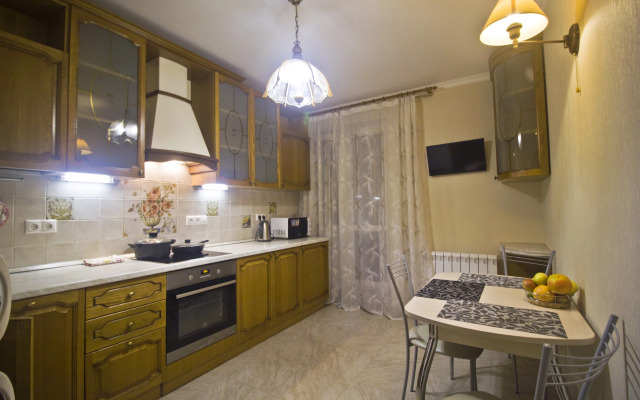 Dvukhkomnatnaya S Izolirovannymi Komnatami I Prostornoj Kukhnej Flat