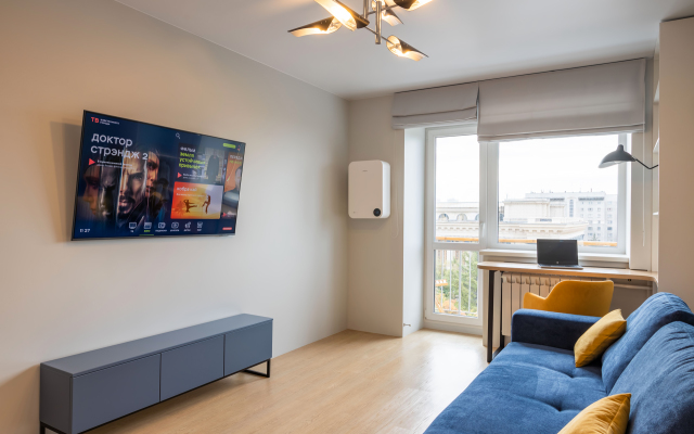 2-room with a balcony overlooking the Opera House flat