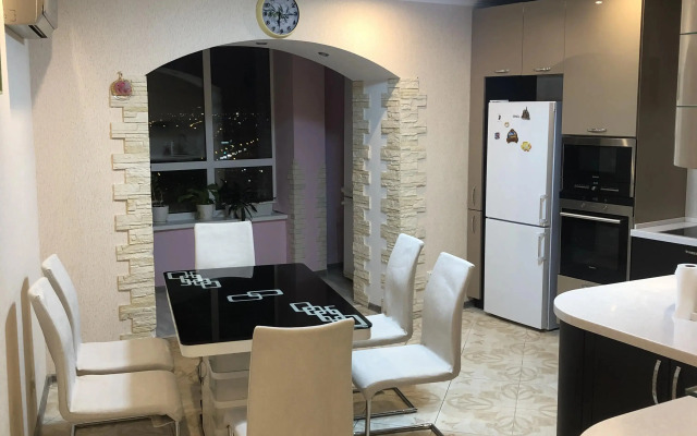 Квартира 4-к. , 100 м², 6 Кроватей