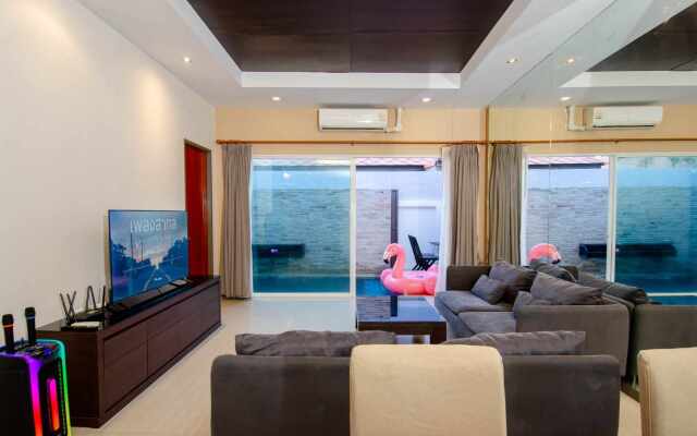 Pattaya Pool Villa