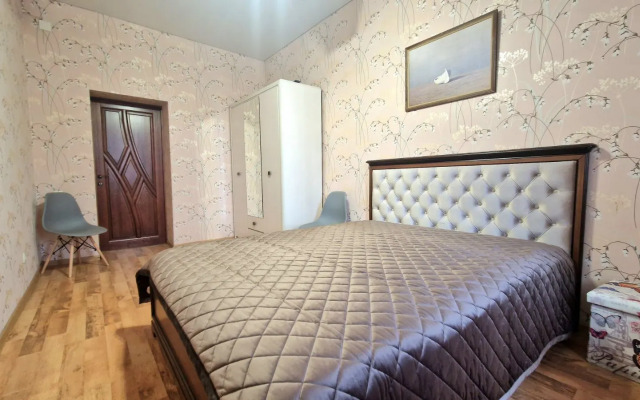 Na Prospekte Lenina 35 Apartments