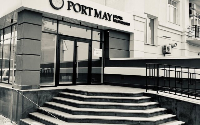 Port May Hotel