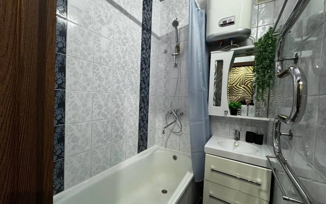 Sovremennaya I Uyutnaya V Samom Tsentre Yaroslavlya Flat