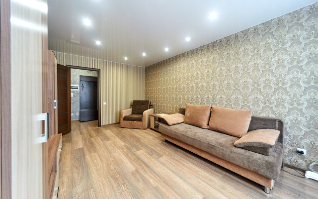 Matrosova 5 Apartment