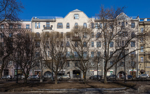 Studiya Na Kronverkskom Prospekte M Gorykovskaya Apartments