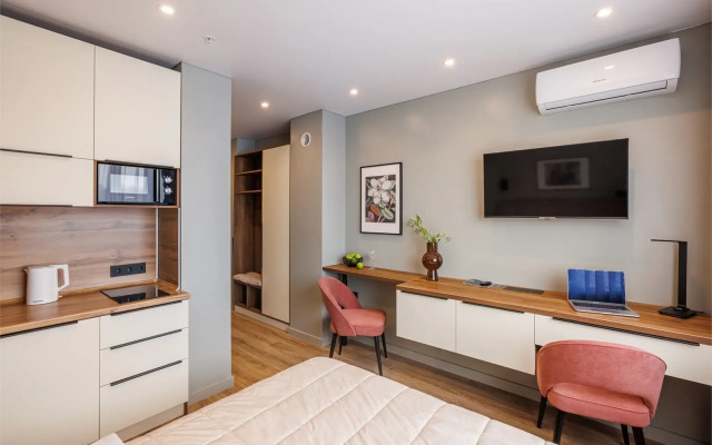 FortEstate 653 Apartments