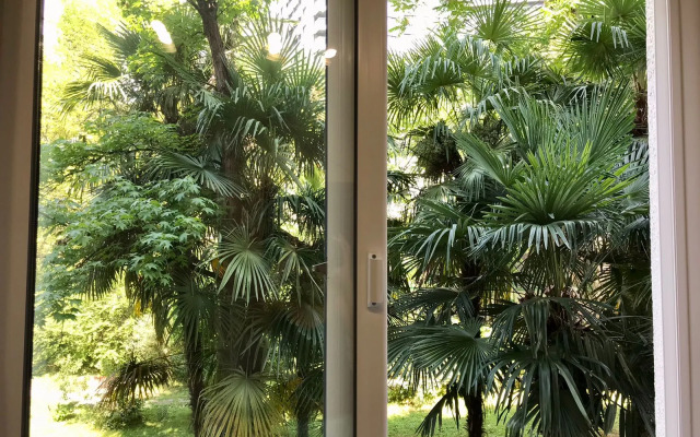 Pereulok Gorykogo 13 Flat