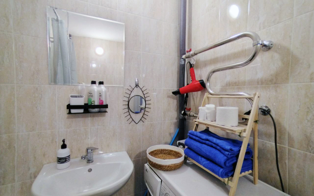 Studiya Na  Naberezhnoy Yeniseya V Krasnoyarske Flat
