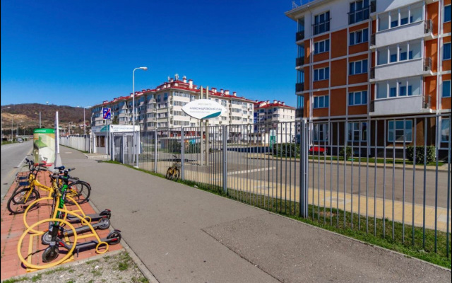 Luch Apartments