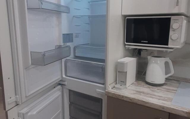 Pryamo U Morya Apartments