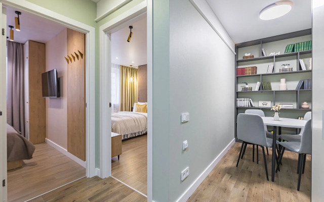 Апартаменты в центре на улице Горького 152а Сова-Дом