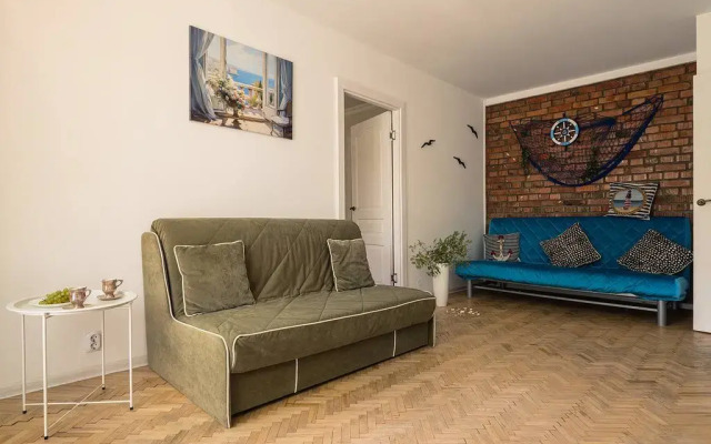 Puteshestvie V Leto Flat