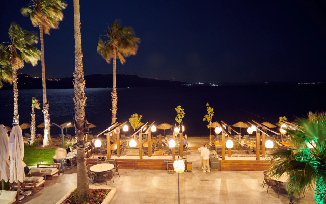 Parmos  Hotel