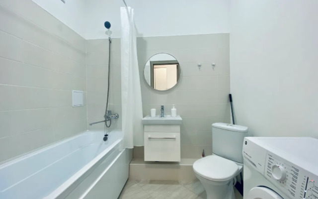 Na Farmana Salmanova 1 Apartments