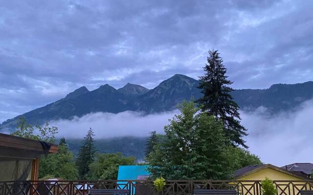 Panorama Achishkho nomer lyuks Hotel