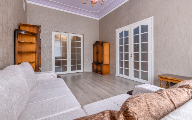 Апартаменты в Толстовском доме