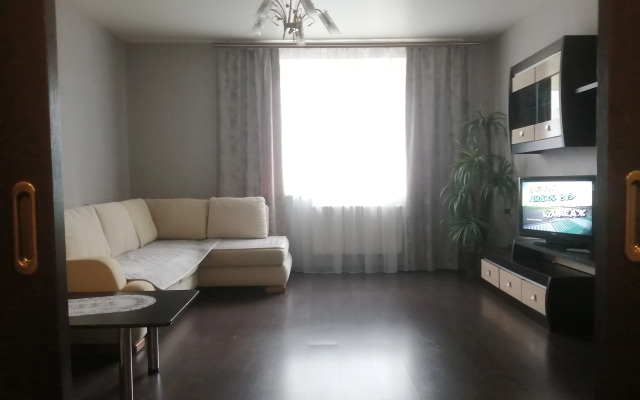 Dvushka Na Naberezhnoy Flat