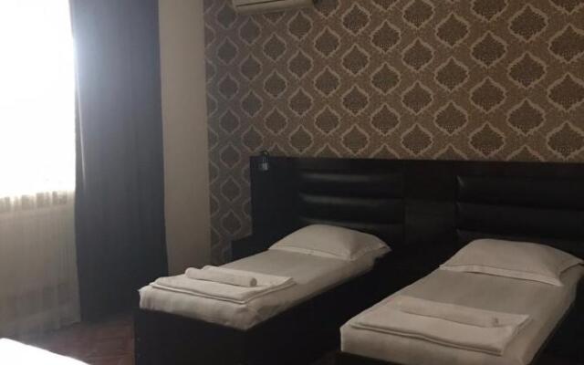 Irise Hotel