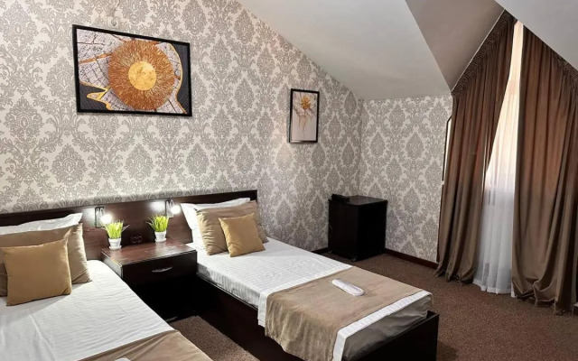 Hotel Arda Palace