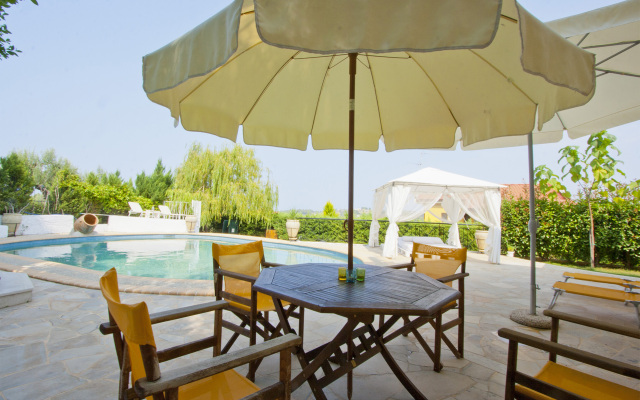 Bozis Private Pool Siviri Villa