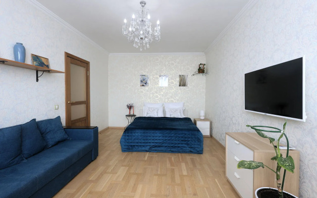 Snimite Eto Nemedlenno Flat