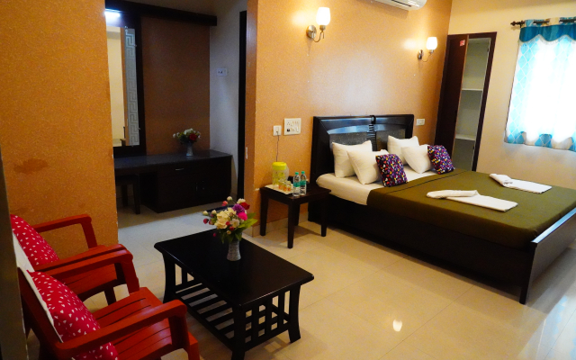 Vjr Mahal and Vinayagam Residency Hotel