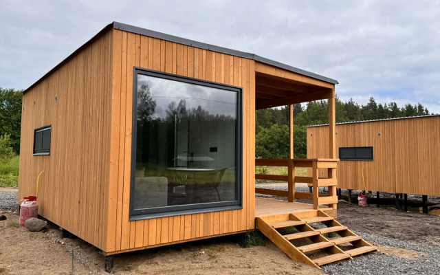 Гостевой дом Гостевые дома Family и Studio на Берегу Ладоги