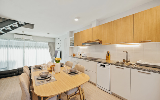 Riana Town Private house