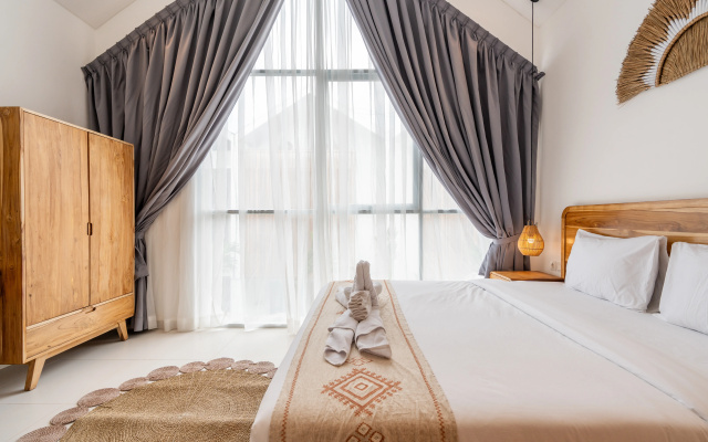 Вилла Brand New Sunrise Bliss Townhouse Poolside Stay
