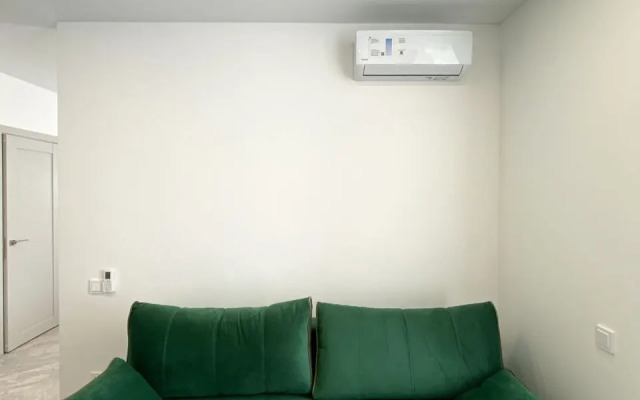 Апартаменты с кроватью 180 см, ванной и панорамными окнами, 17 этаж