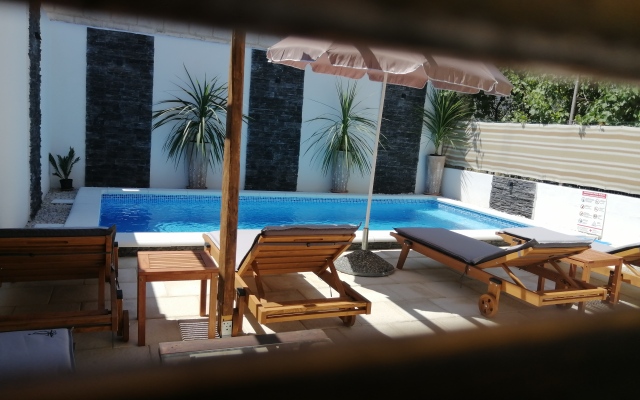 Rustica Zadar with private pool Apartment