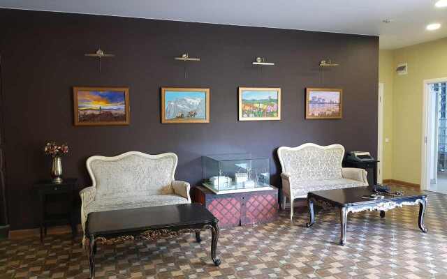 Muzyika I Vremya Hotel