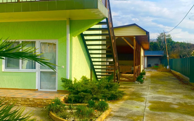 V Tikhoy Gavani Guest house