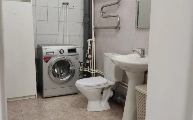 Na Ulitse Metallistov 8 Flat