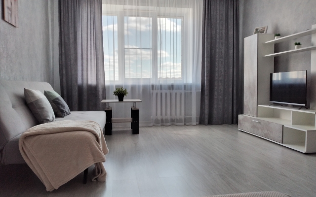 Zhivi u menya Flat