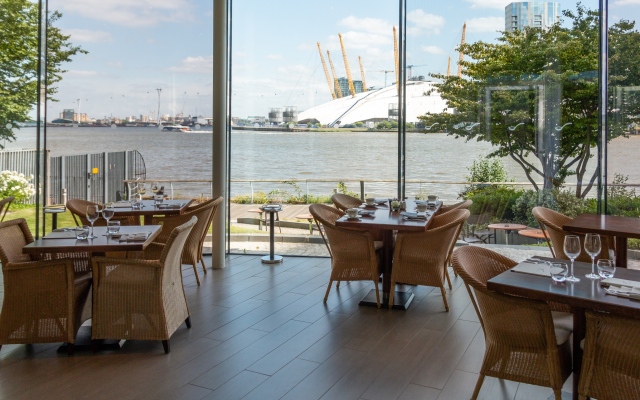 Radisson Blu Edwardian New Providence Wharf Hotel, London