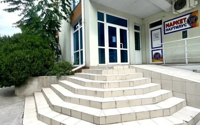 Na Naberezhnoy Pushkina, 17litb Apartment