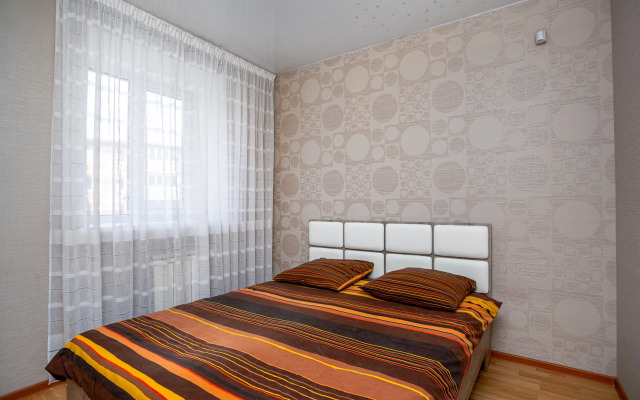 Dvukhkomnatnaya Na Pervoy Rechke Na Soyuznoy 17 Flat