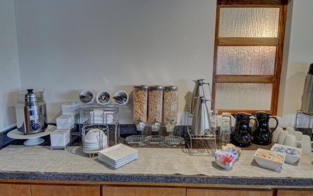 Мини Отель Melbourne All Suites