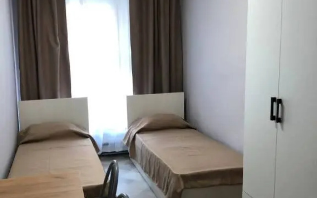 Апартаменты с 2 односпальными кроватями на Моховой