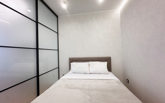 Апартаменты 1-к около ТЦ Парк Хаус