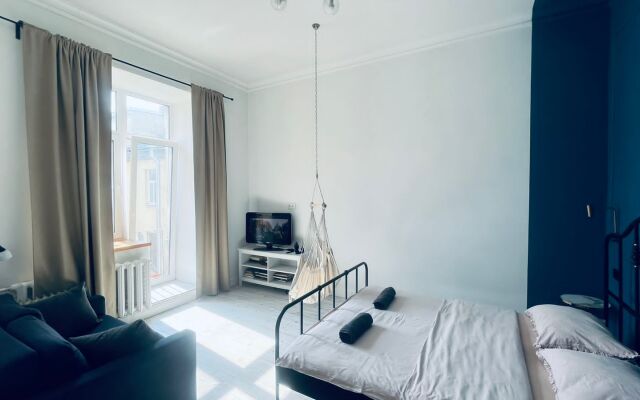 "odnushka S Gamakom" Flat