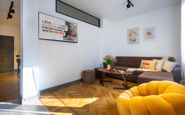 KeyGo #0148 1 Bedroom Design near Saryan Street Apartments