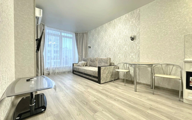 Квартира 2-комнатная с кондиционером на Московском в новом ЖК